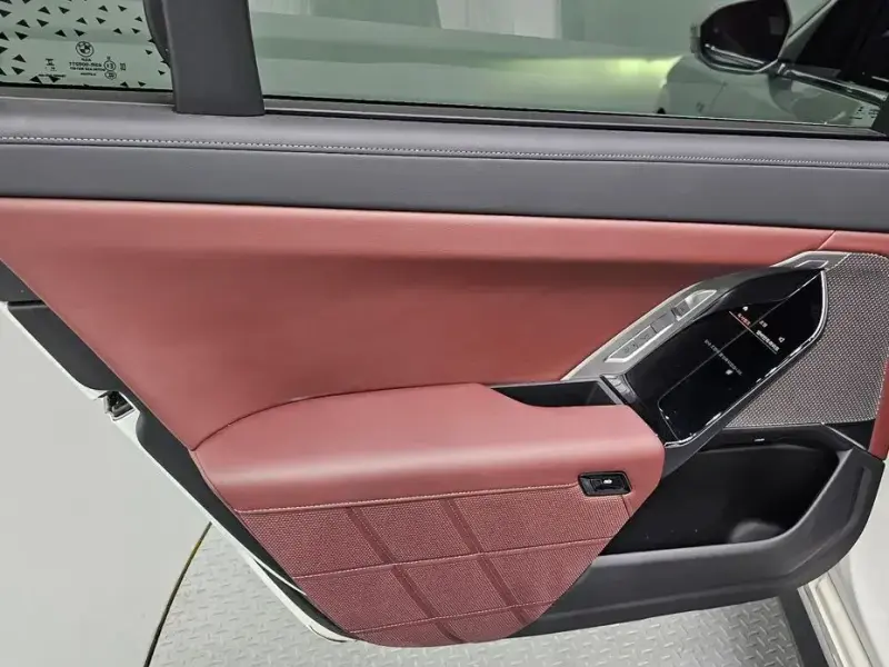 2024 BMW i7 с пробегом 62 037 км