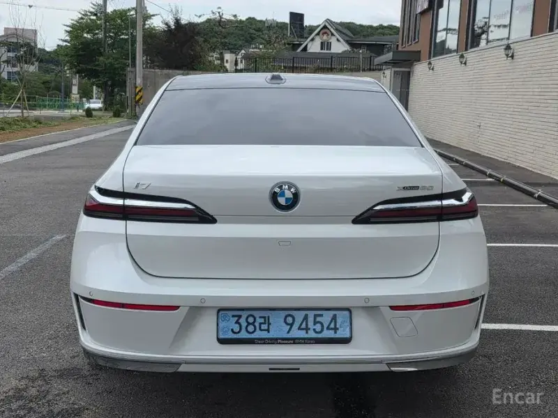 2026 BMW i7 с пробегом 1 548 км