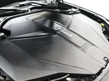 2023 BMW i7 с пробегом 24 577 км