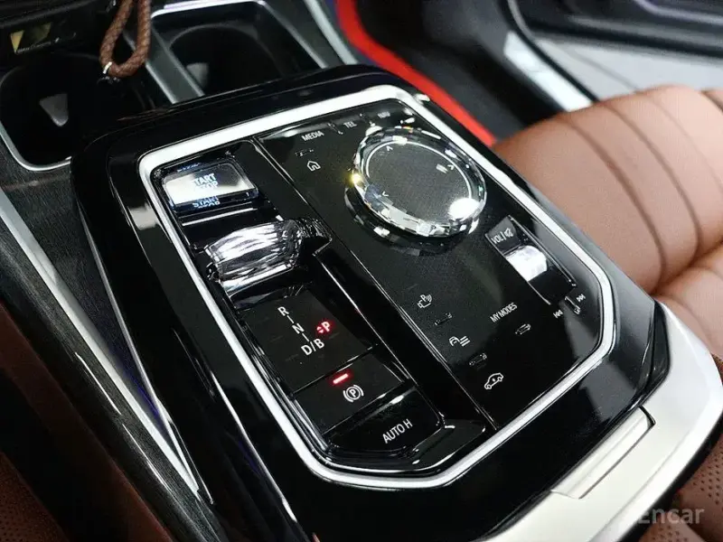 2023 BMW i7 с пробегом 24 577 км