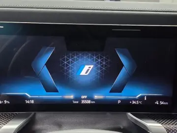 2023 BMW i7 с пробегом 35 550 км