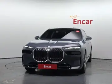 2023 BMW i7 с пробегом 54 879 км
