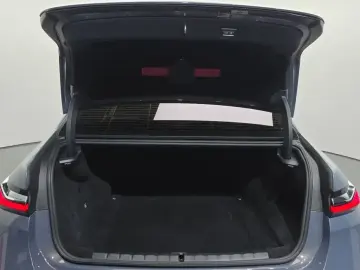 2023 BMW i7 с пробегом 54 879 км