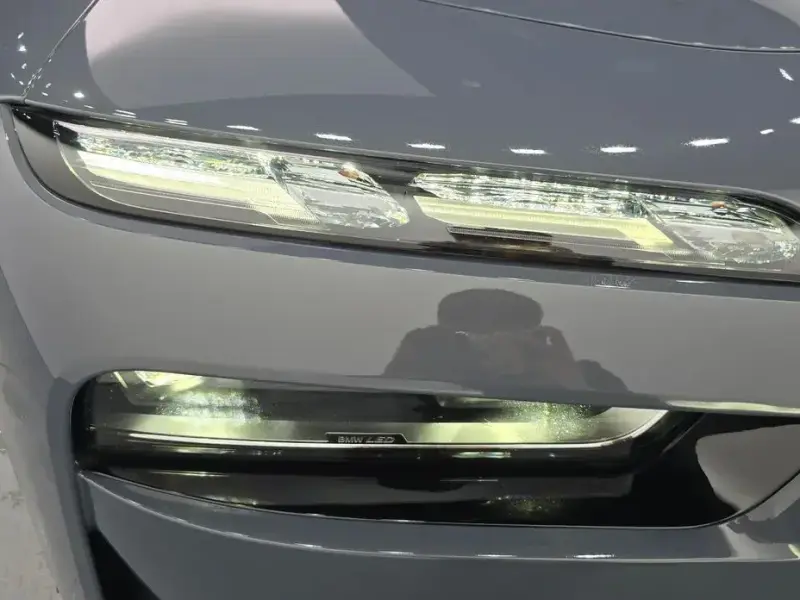 2023 BMW i7 с пробегом 54 879 км