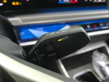2023 BMW i7 с пробегом 54 879 км