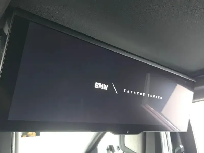 2023 BMW i7 с пробегом 54 879 км