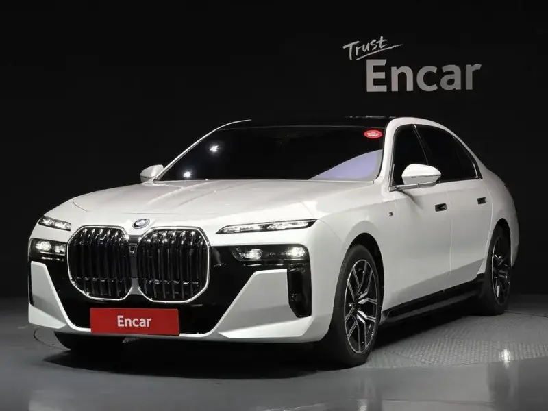 2024 BMW i7 с пробегом 26 587 км
