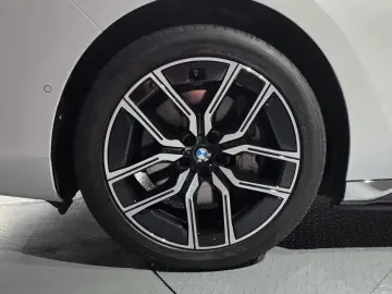 2024 BMW i7 с пробегом 26 587 км