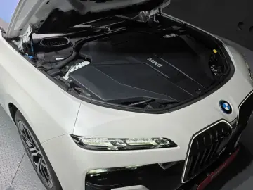 2024 BMW i7 с пробегом 26 587 км