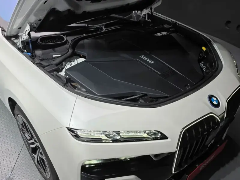 2024 BMW i7 с пробегом 26 587 км