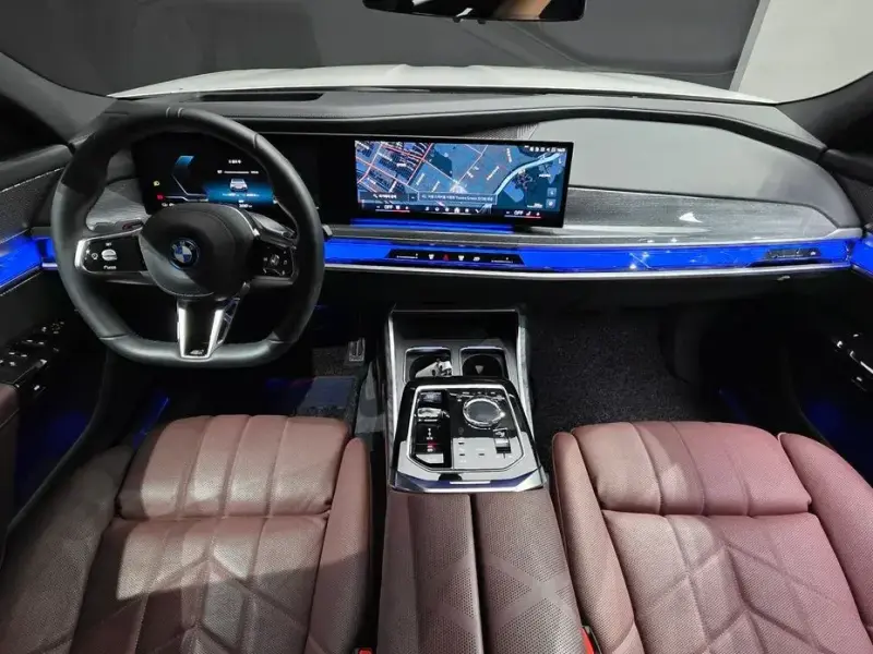 2024 BMW i7 с пробегом 26 587 км