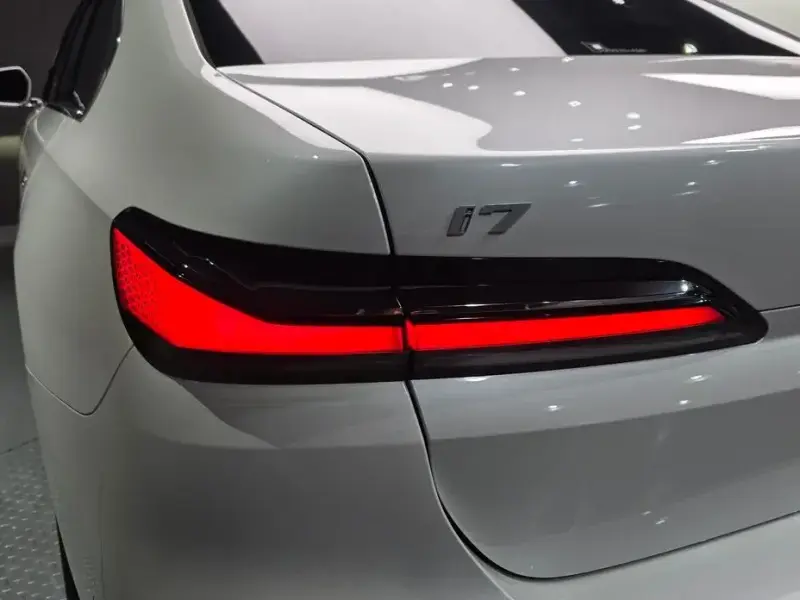 2024 BMW i7 с пробегом 26 587 км