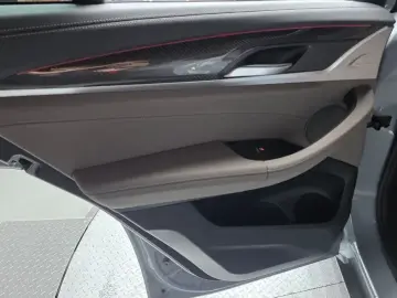 2024 BMW X5 M с пробегом 4 141 км