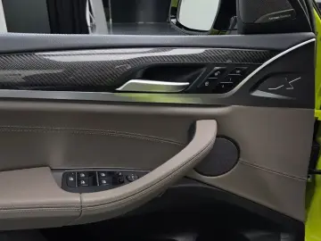 2022 BMW X5 M с пробегом 25 473 км