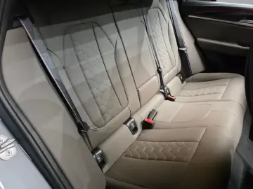 2024 BMW X5 M с пробегом 4 141 км