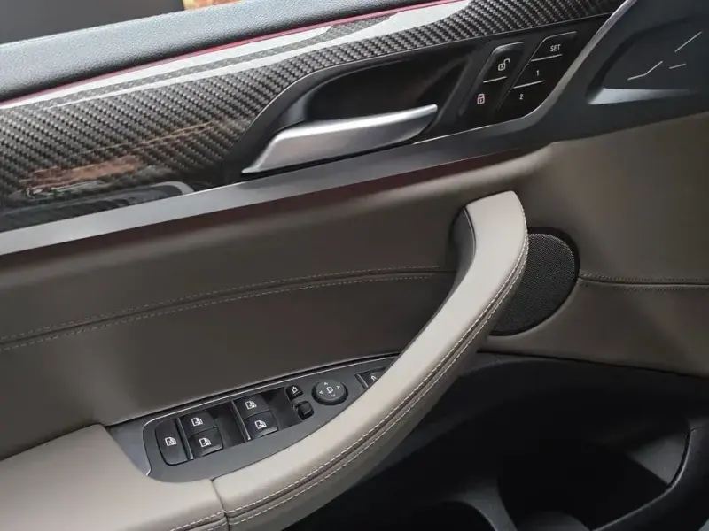 2024 BMW X5 M с пробегом 4 141 км