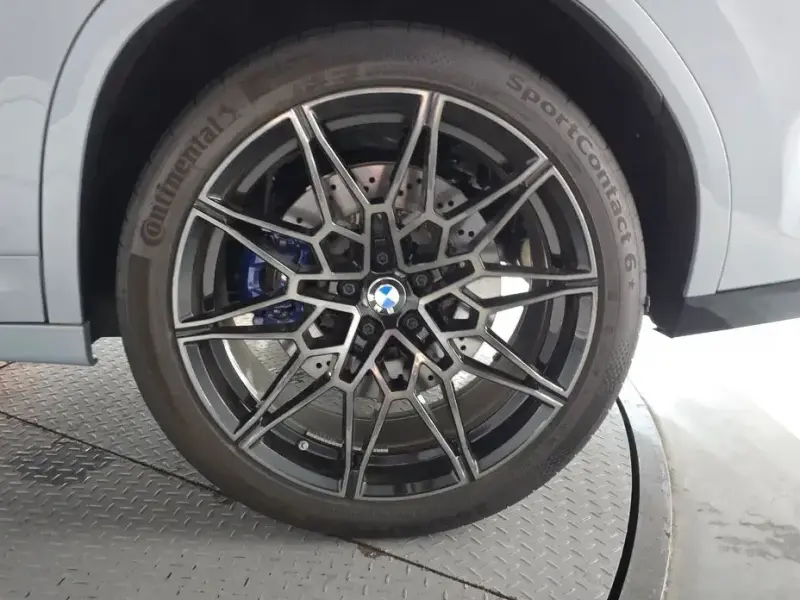 2024 BMW X5 M с пробегом 4 141 км