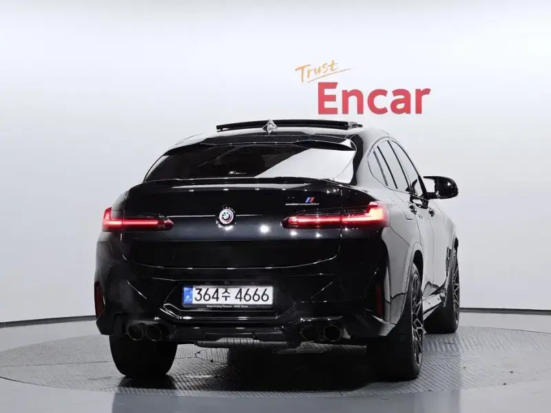 2023 BMW X5 M с пробегом 18 395 км
