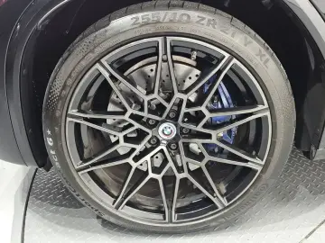 2023 BMW X5 M с пробегом 18 395 км
