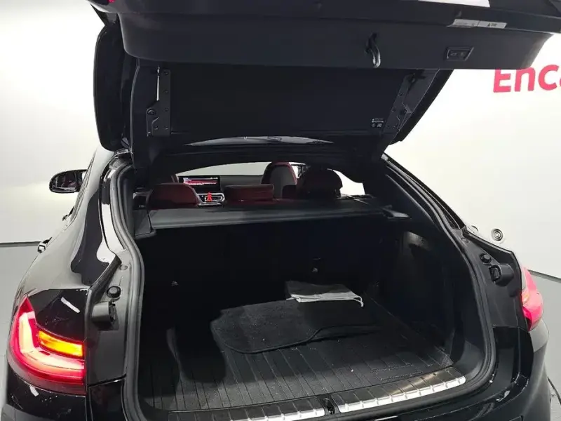2023 BMW X5 M с пробегом 18 395 км