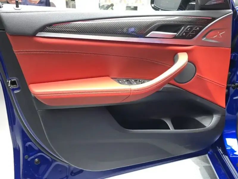 2025 BMW X5 M с пробегом 4 498 км