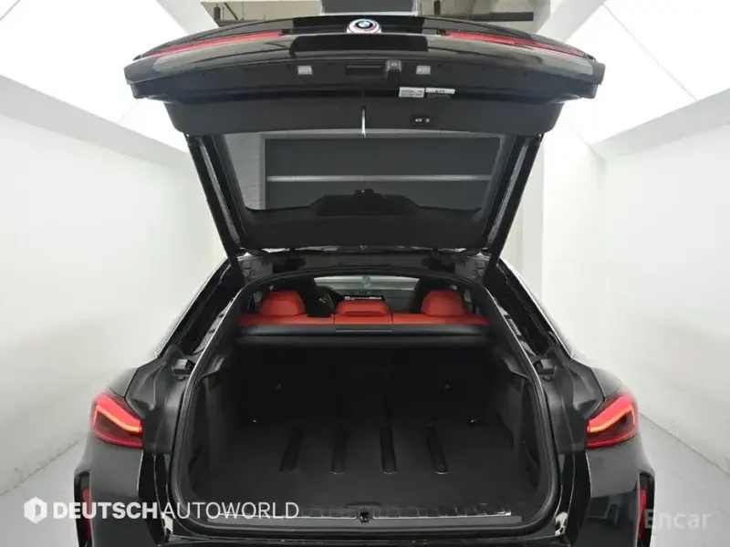 2023 BMW X6 M с пробегом 52 055 км