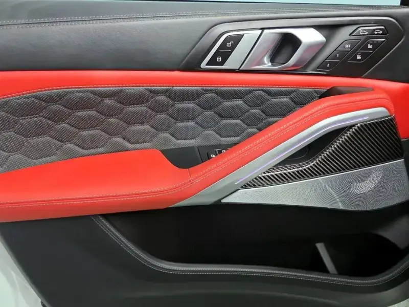 2023 BMW X6 M с пробегом 45 377 км