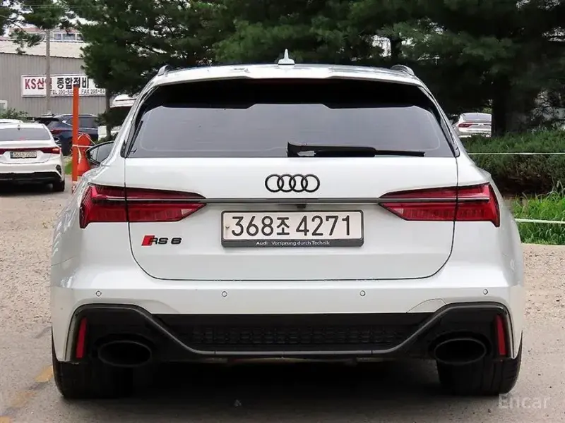 2021 Audi RS 6 с пробегом 36 270 км