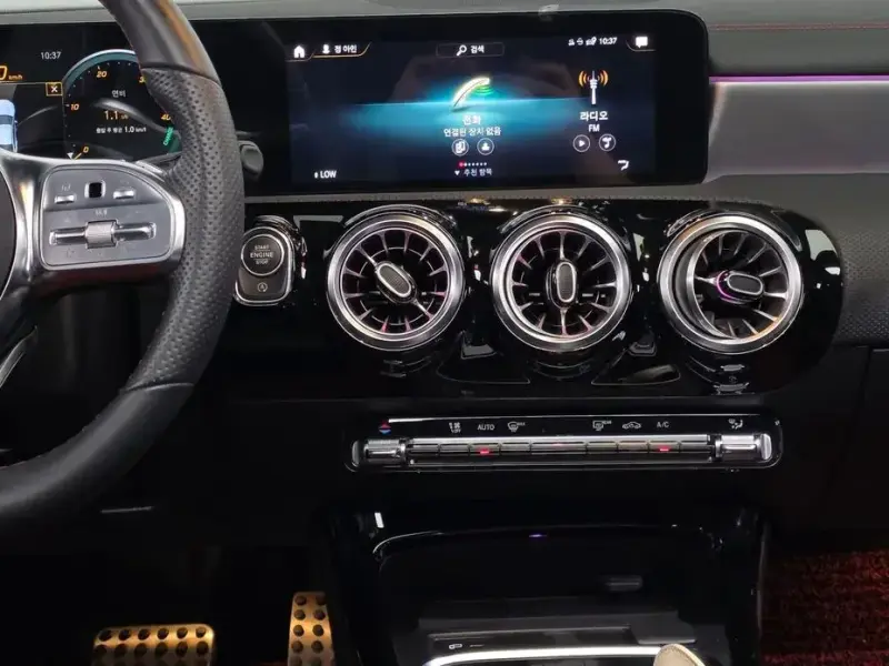 2021 Mercedes-Benz CLA с пробегом 23 325 км