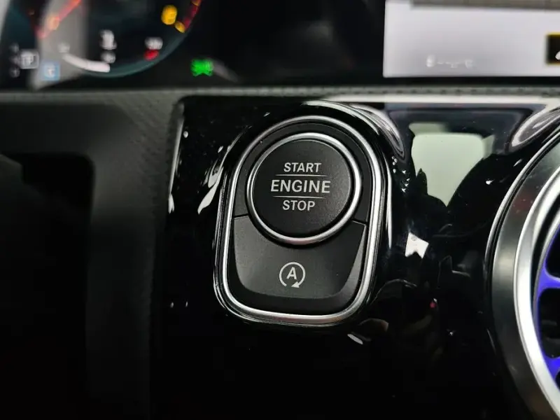 2023 Mercedes-Benz CLA с пробегом 3 884 км