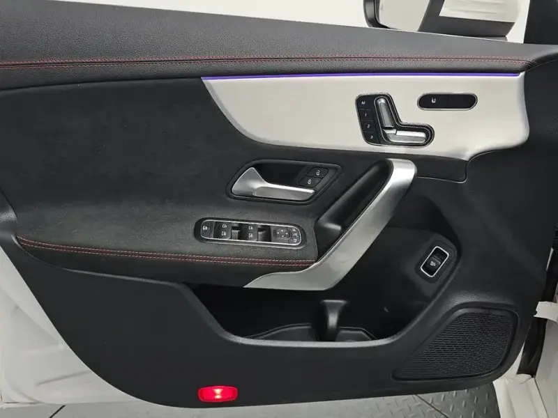 2023 Mercedes-Benz CLA с пробегом 18 836 км