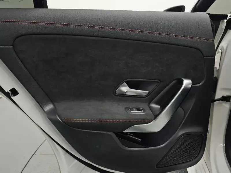 2023 Mercedes-Benz CLA с пробегом 18 836 км