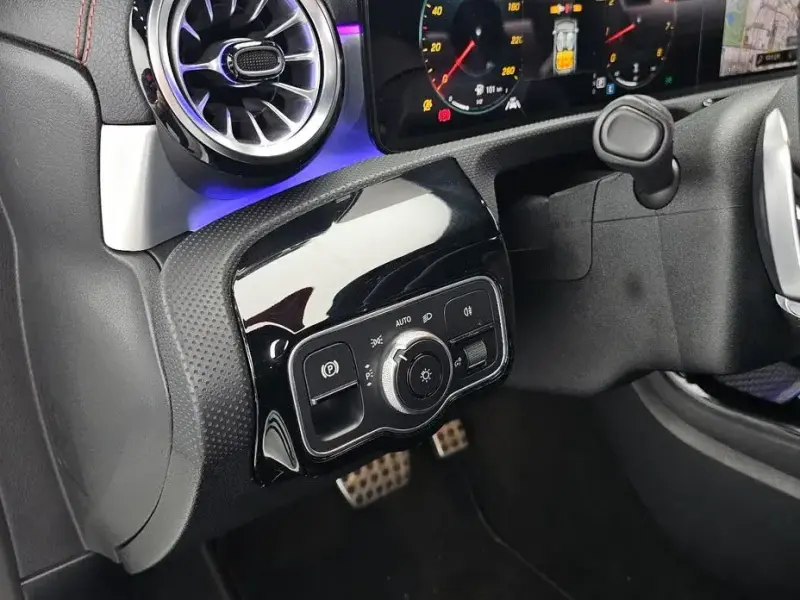 2023 Mercedes-Benz CLA с пробегом 18 836 км