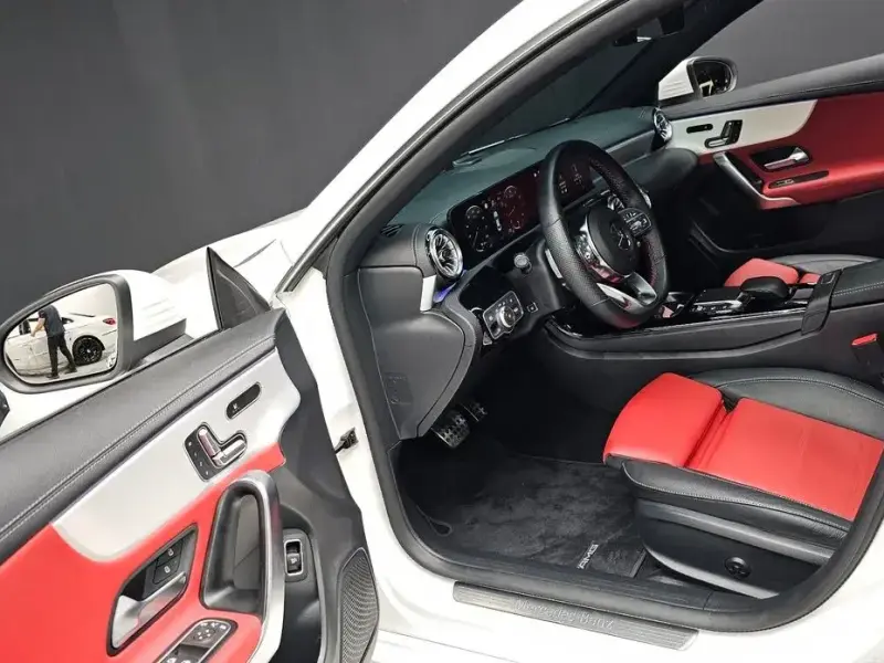2023 Mercedes-Benz CLA с пробегом 25 481 км