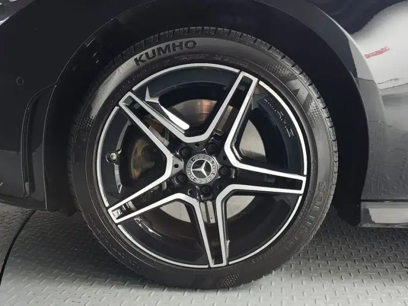 2021 Mercedes-Benz CLA с пробегом 17 996 км