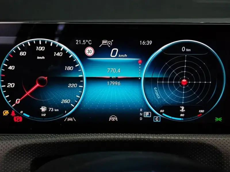 2021 Mercedes-Benz CLA с пробегом 17 996 км