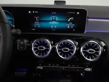 2020 Mercedes-Benz CLA с пробегом 44 568 км