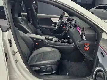 2022 Mercedes-Benz CLA с пробегом 35 944 км