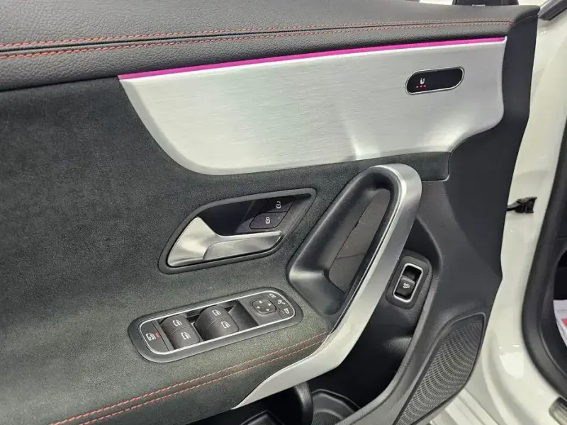 2022 Mercedes-Benz CLA с пробегом 35 944 км