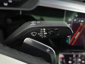 2022 Audi e-tron с пробегом 55 108 км