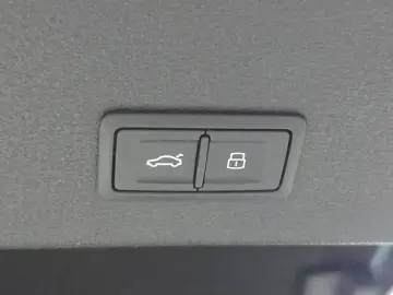2022 Audi e-tron с пробегом 55 108 км