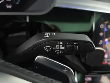 2021 Audi e-tron с пробегом 121 851 км
