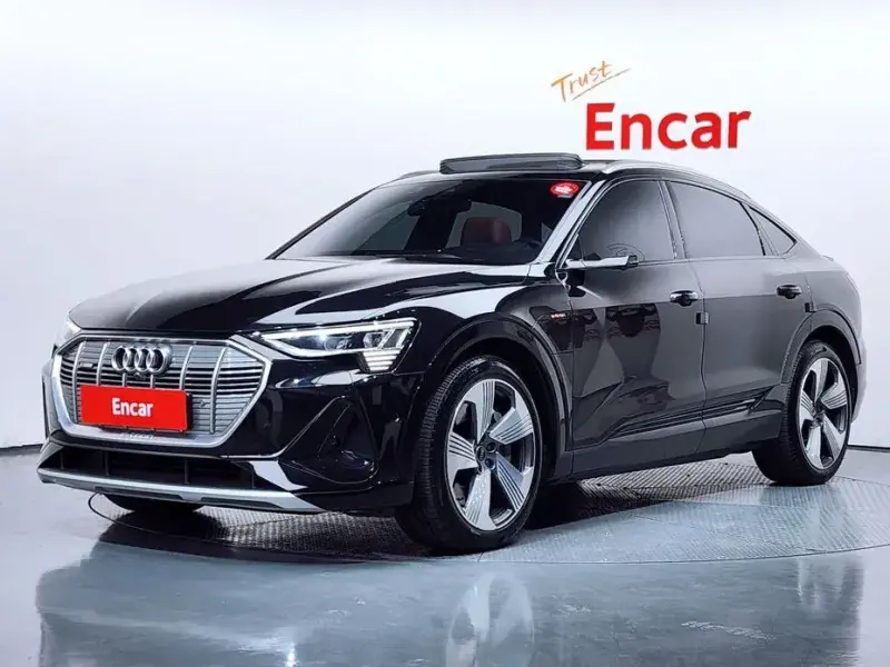 2021 Audi e-tron с пробегом 141 496 км