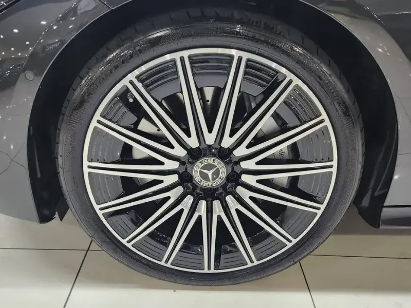 2025 Mercedes-Benz CLE с пробегом 4 890 км