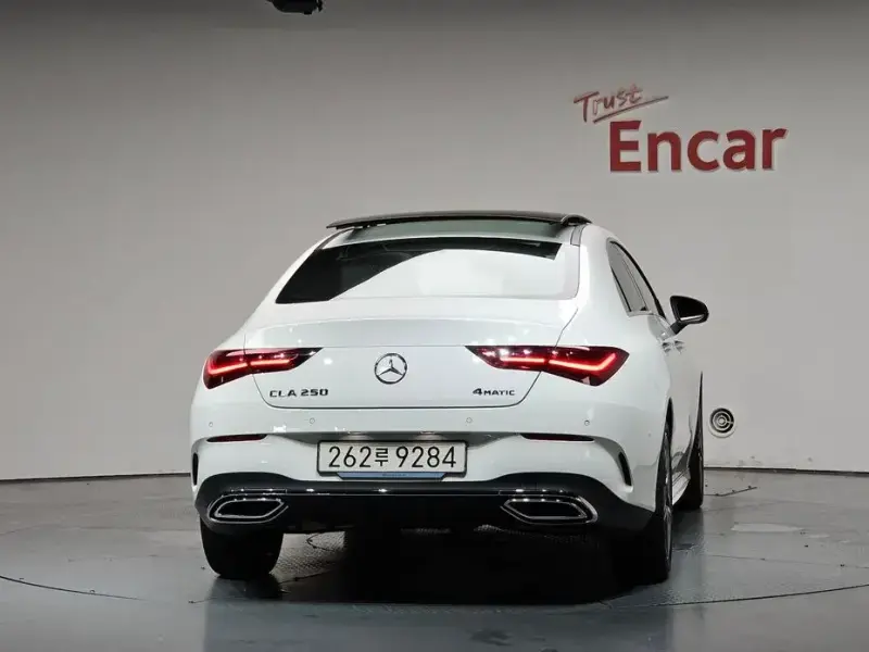 2025 Mercedes-Benz CLA с пробегом 13 995 км