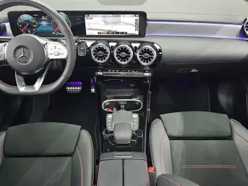 2023 Mercedes-Benz CLA с пробегом 3 884 км