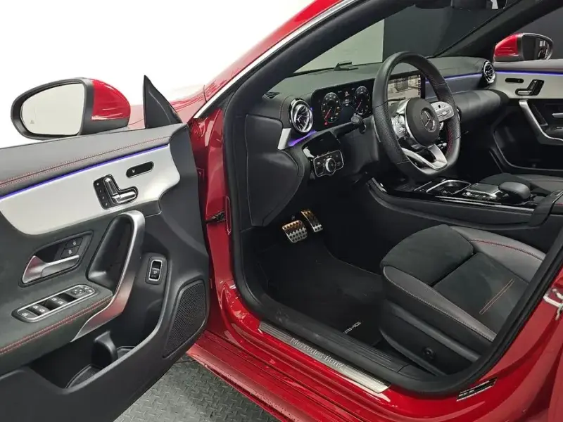 2023 Mercedes-Benz CLA с пробегом 3 884 км