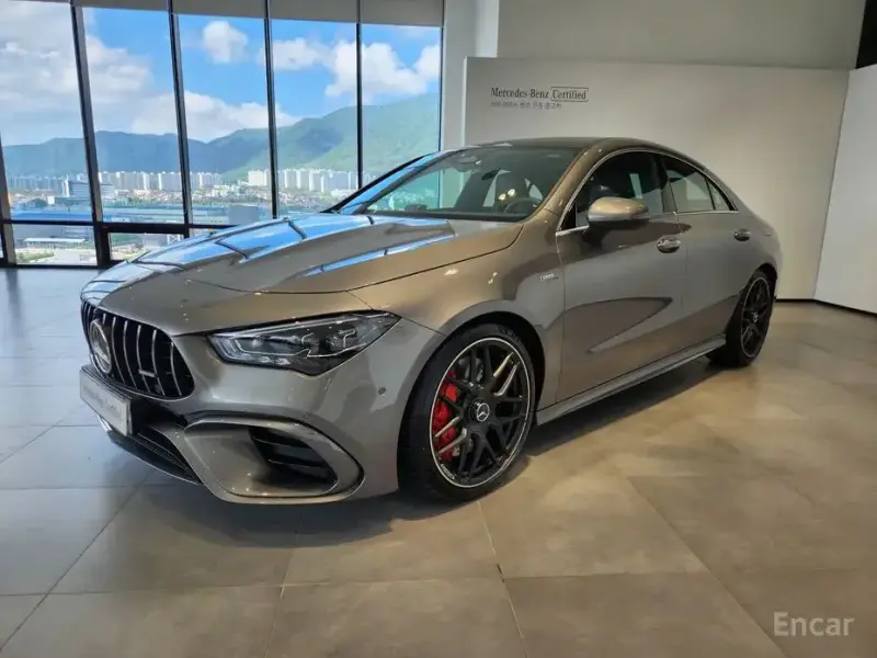 2025 Mercedes-Benz CLA с пробегом 120 км