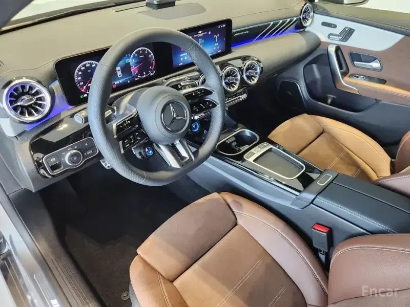 2025 Mercedes-Benz CLA с пробегом 120 км