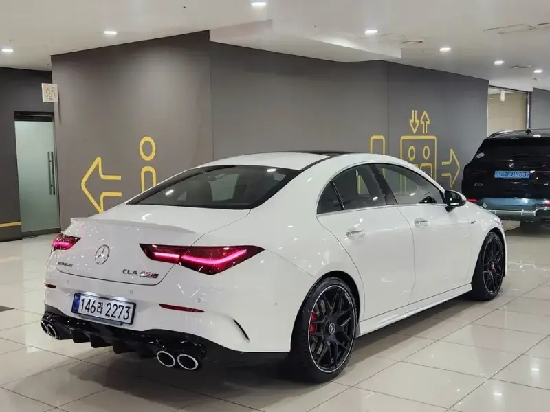 2025 Mercedes-Benz CLA с пробегом 400 км